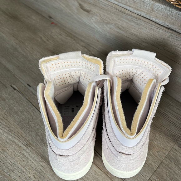 Jordan Zoom Air CMFT "Venice Sail" sneakers US8 women’s - Picture 6 of 9